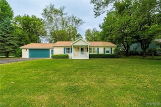 5135 Upper Mountain Rd, Lockport, NY 14094