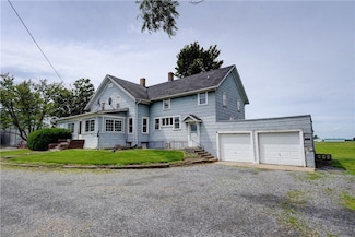 1621 Bragg St, Lima, NY 14485