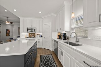 14435 Wally Way, Baton Rouge, LA 70810