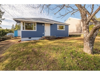 1547 N Ivy St, Coquille, OR 97423
