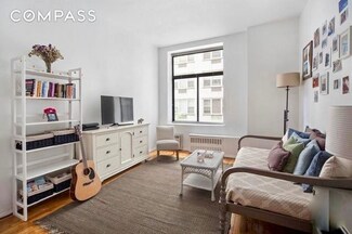 310 E 23rd St Unit 2B, New York, NY 10010