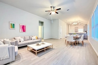 22858 Ephesus Ave, Tomball, TX 77377