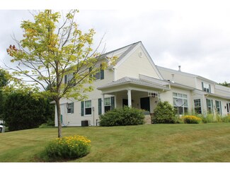 2 Arbor Ct Unit A4, Lebanon, NH 03766