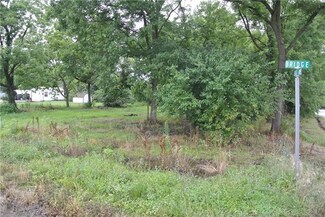 525 E Bridge St, Chillicothe, MO 64601