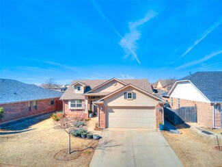3422 Bergen Peak Dr, Norman, OK 73069