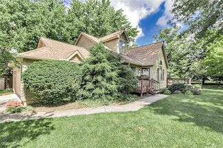 836 Arboretum Cir, Northfield, OH 44067