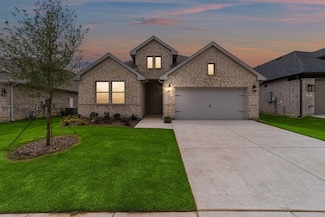 3616 Hickory St, Sherman, TX 75092