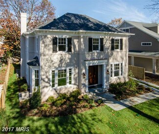 4417 Stanford St, Chevy Chase, MD 20815