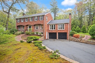 11 Wagon Rd, Westwood, MA 02090
