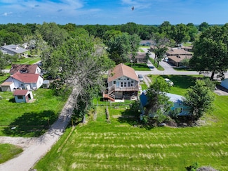 103 W 3rd St, Garden City, MO 64747