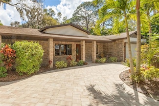 570 Acacia Ave, Melbourne, FL 32904