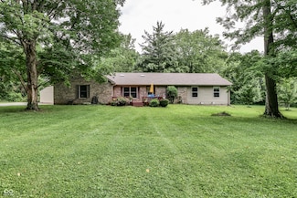 1000 Janet Dr, Greenwood, IN 46142