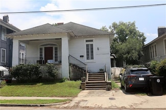 5326 Prytania St, New Orleans, LA 70115
