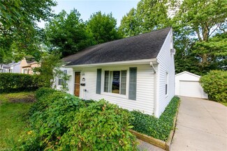 616 Edgewood Dr, Kent, OH 44240