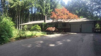 6725 SE Regency Ct, Port Orchard, WA 98367