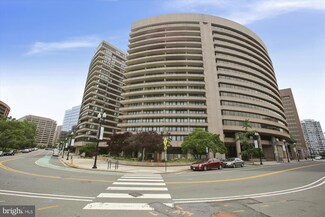1200 Crystal Dr Unit 514, Arlington, VA 22202
