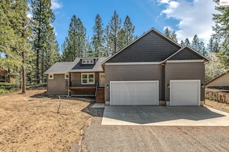 501 Swan Shores Dr, Sagle, ID 83860