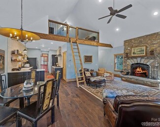 3709 Whiteside Cove Rd, Highlands, NC 28741