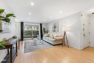 4722 Park Granada Unit 206, Calabasas, CA 91302