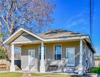 925 Rupp St, Gretna, LA 70053