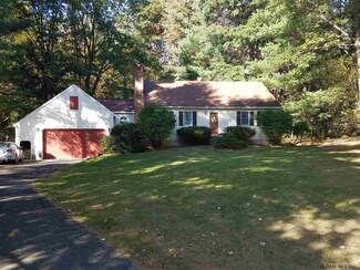1693 Julianne Dr, Castleton On Hudson, NY 12033