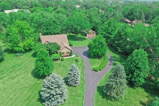 1815 Vineyard Ln, Spring Grove, IL 60081