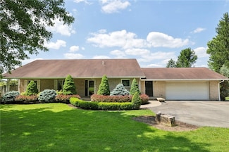 136 Turrill Ln, Laughlintown, PA 15655
