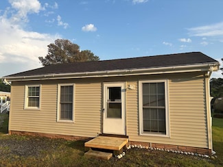 241 Bream Dr, Horntown, VA 23395