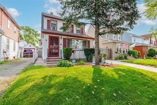 91-19 215th Place, Queens Village, NY 11428
