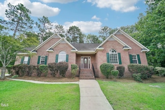 3323 Auckland Ct, Fayetteville, NC 28306