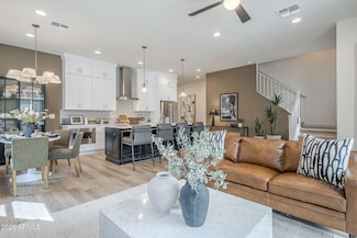 120 W Willo Ct, Phoenix, AZ 85003