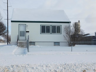 537 20th St N, Fargo, ND 58102