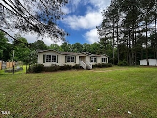 4040 Tyler Dr, Oxford, NC 27565