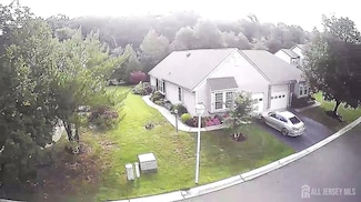 9 Melborn Dr Unit 9B, Monroe Township, NJ 08831