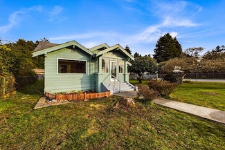 3589 Dolbeer St, Eureka, CA 95503