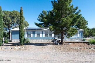 3194 W Barrel Cactus Ln, Benson, AZ 85602