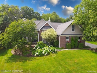 2026 Ricks Ct Unit 4, Brighton, MI 48114