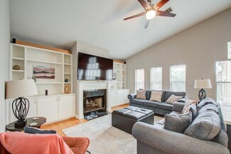 9705 Riddlewood Ln, Houston, TX 77025