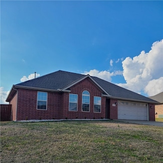 580 Keswick Dr, Centerton, AR 72719
