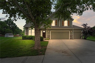 5773 Meadow Heights Dr, Shawnee, KS 66226