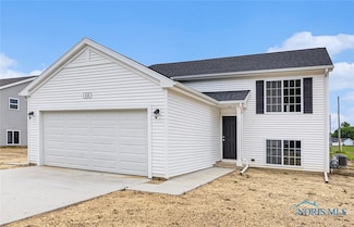 635 Beckham St, Napoleon, OH 43545