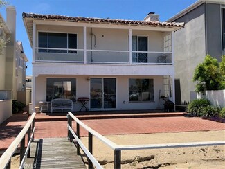 1120 W Bay Ave, Newport Beach, CA 92661