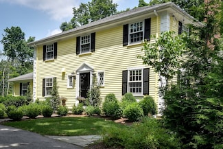 2 Wildwood Rd, Dover, MA 02030