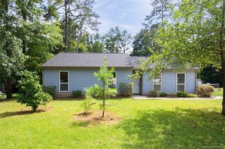 6312 Woodthrush Dr, Charlotte, NC 28227