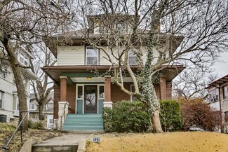 3727 Pennsylvania Ave, Kansas City, MO 64111