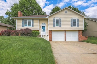 1620 NE Misty Ln, Lees Summit, MO 64086