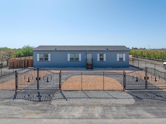 1060 Lemon Ave, Patterson, CA 95363