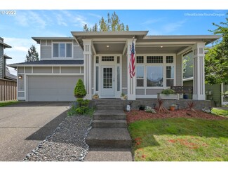 15366 SE Oregon Trail Dr, Clackamas, OR 97015
