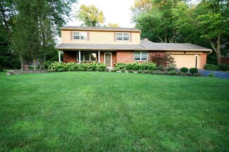 7655 Trailwind Dr, Montgomery, OH 45242