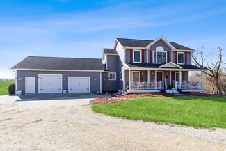 33975 663rd Ave, Maxwell, IA 50161
